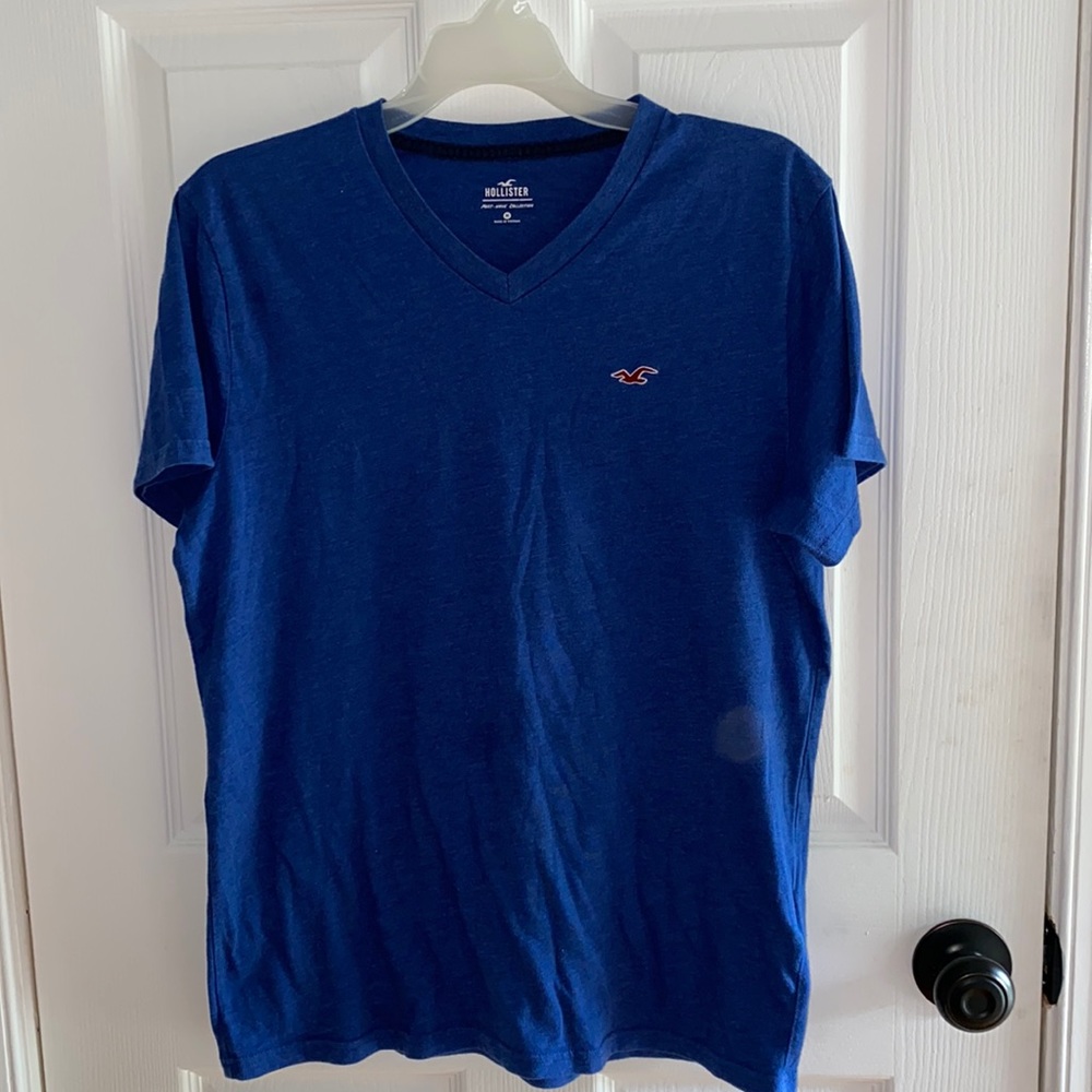 Hollister men’s t shirt